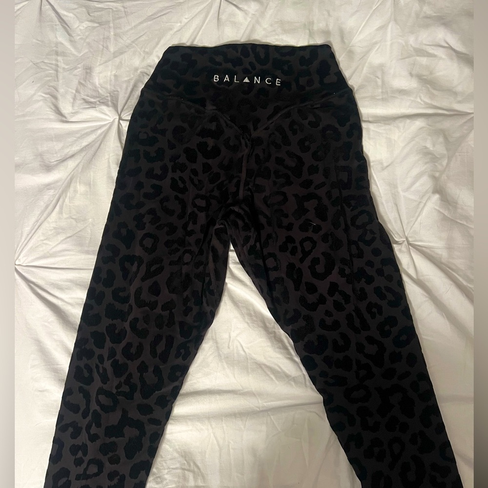 Balance Athletica leopardprint leggings